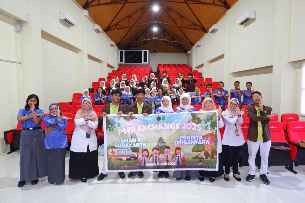 Foto bersama di Teater Pradita Dirgantara