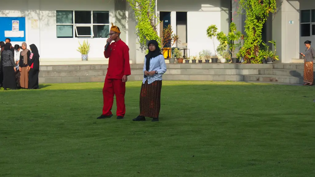 MC membimbing dalam hari peringatan HIV/AIDS